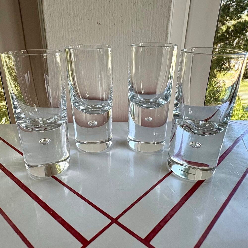 Kosta Boda Pippi Shot Glasses Set of 4 Clear Control Bubble Sweden